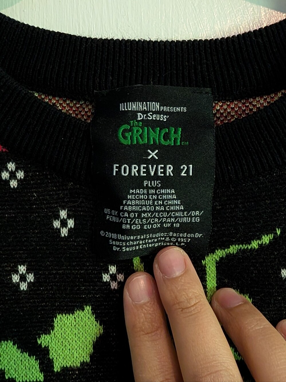 Forever 21 Plus+ Grinch Christmas sweater size XL - Picture 4 of 5